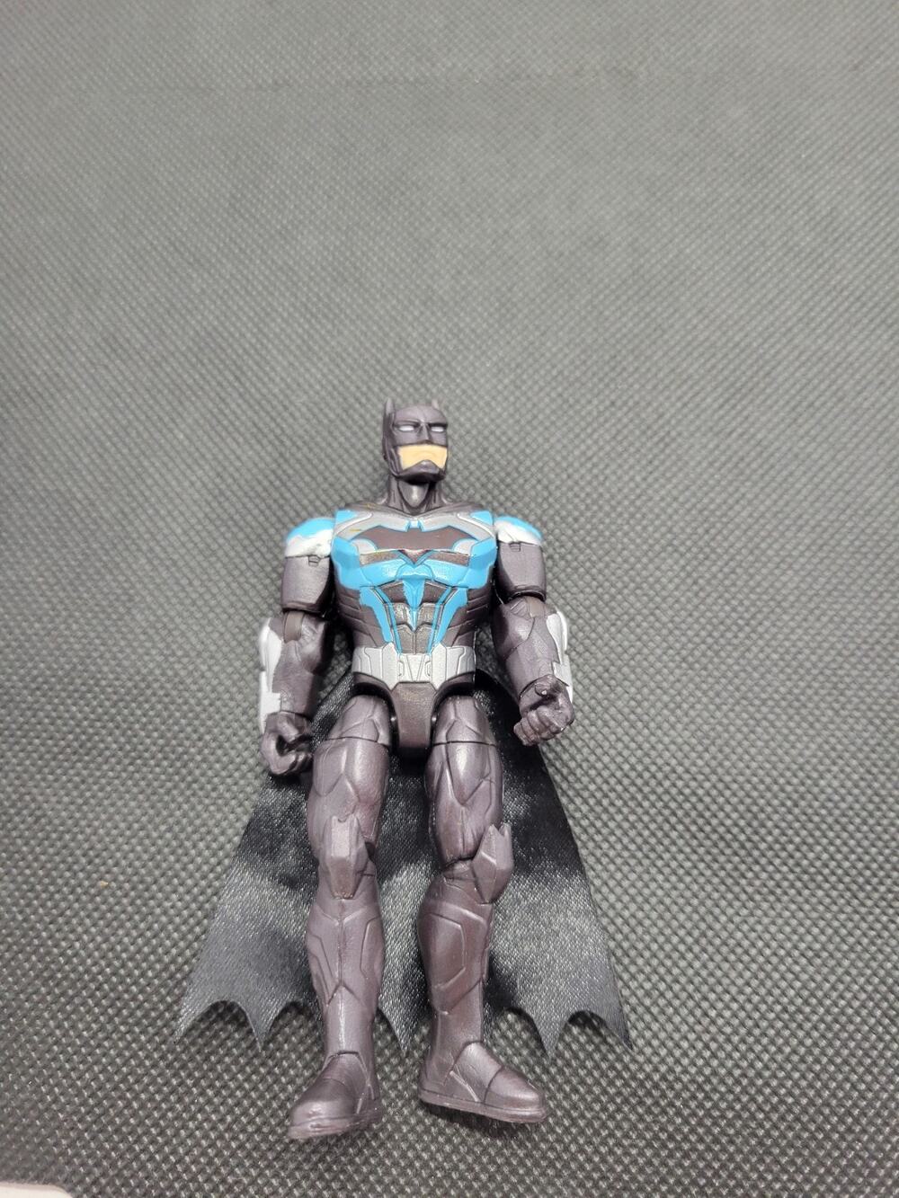 DC Comics Batman Bat-Tech Batman 4" Action Figure Black, Grey & Light Blue Suit